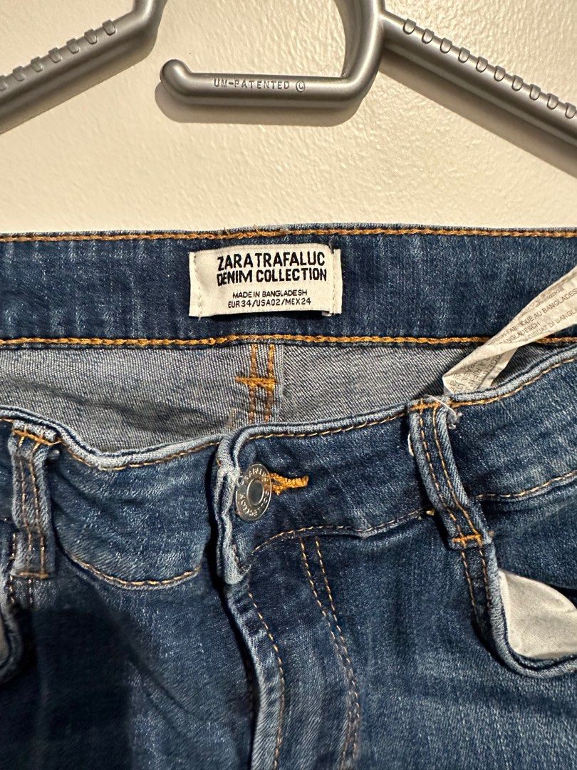 Zara TRF Jeans Eur 34 (Category: Jeans) located in San Juan City. Submitted by ns_dy (Listing ID 1322597150, Image 2). Description: .