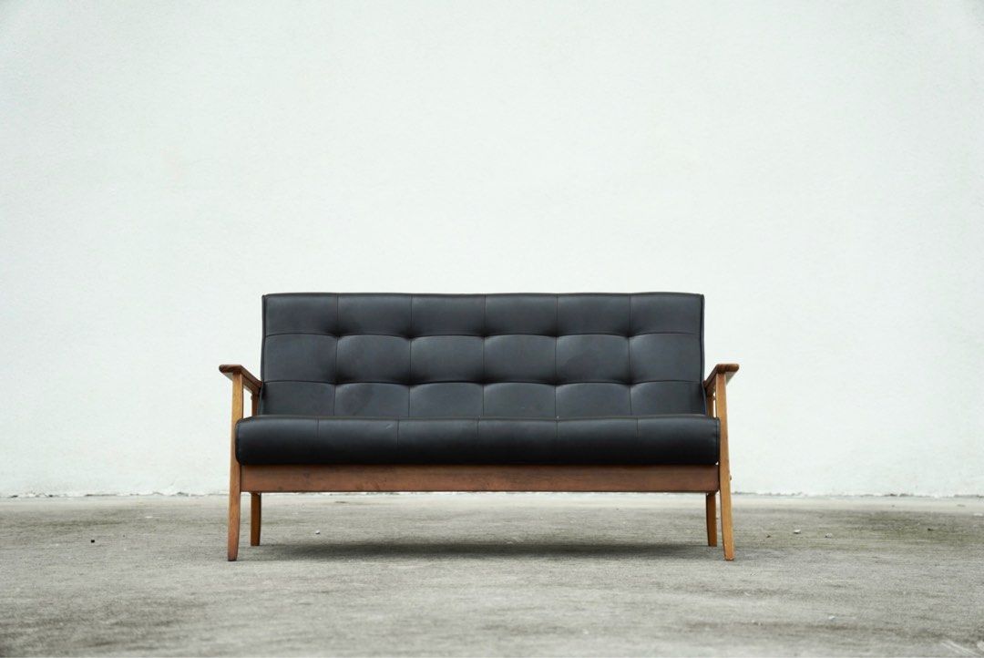 2 Seater Vintage Sofa Retro Modern (Category: Sofas) located in Bulacan. Submitted by rock_off.thriftshop.ph (Listing ID 1317979676, Image 2). Description: L: 134 cm H: 70 W: 65 Unit is in good used condition. Dm to inquire 📩.