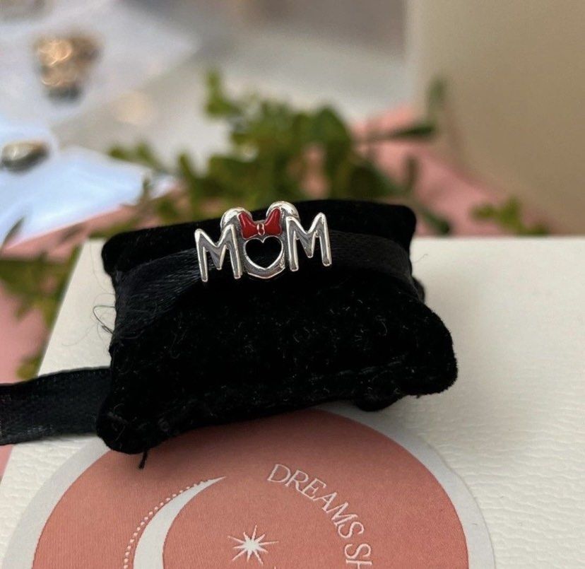 SALE PANDORA MINNIE MOUSE BOW MUM CHARM Women s Fashion Jewelry Organizers Charms on Carousell