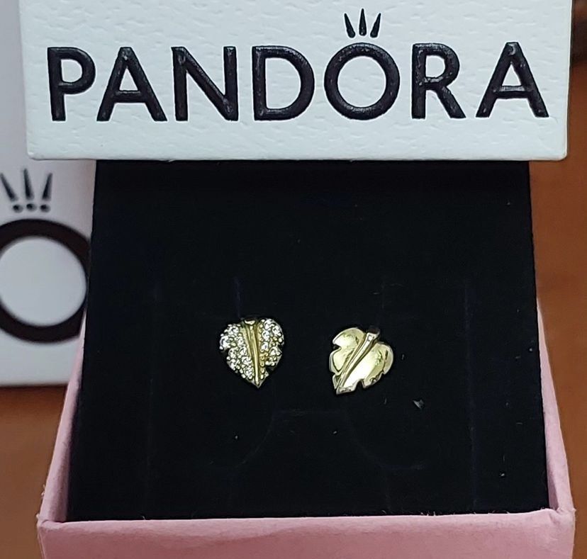 Pandora sparkling leaves earrings new arrivals