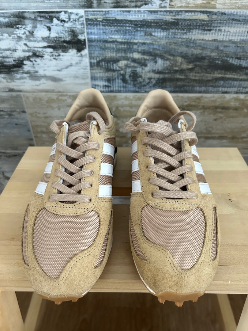 Adidas la trainer white and gold clearance