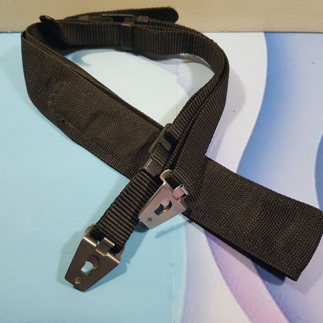 Authentic Mamiya Strap (Category: Camera Bags & Carriers) located in Paranaque City. Submitted by vintagepopsicle (Listing ID 1318011734, Image 2). Description: Original and authentic strap. Gcash and Lalamove.
