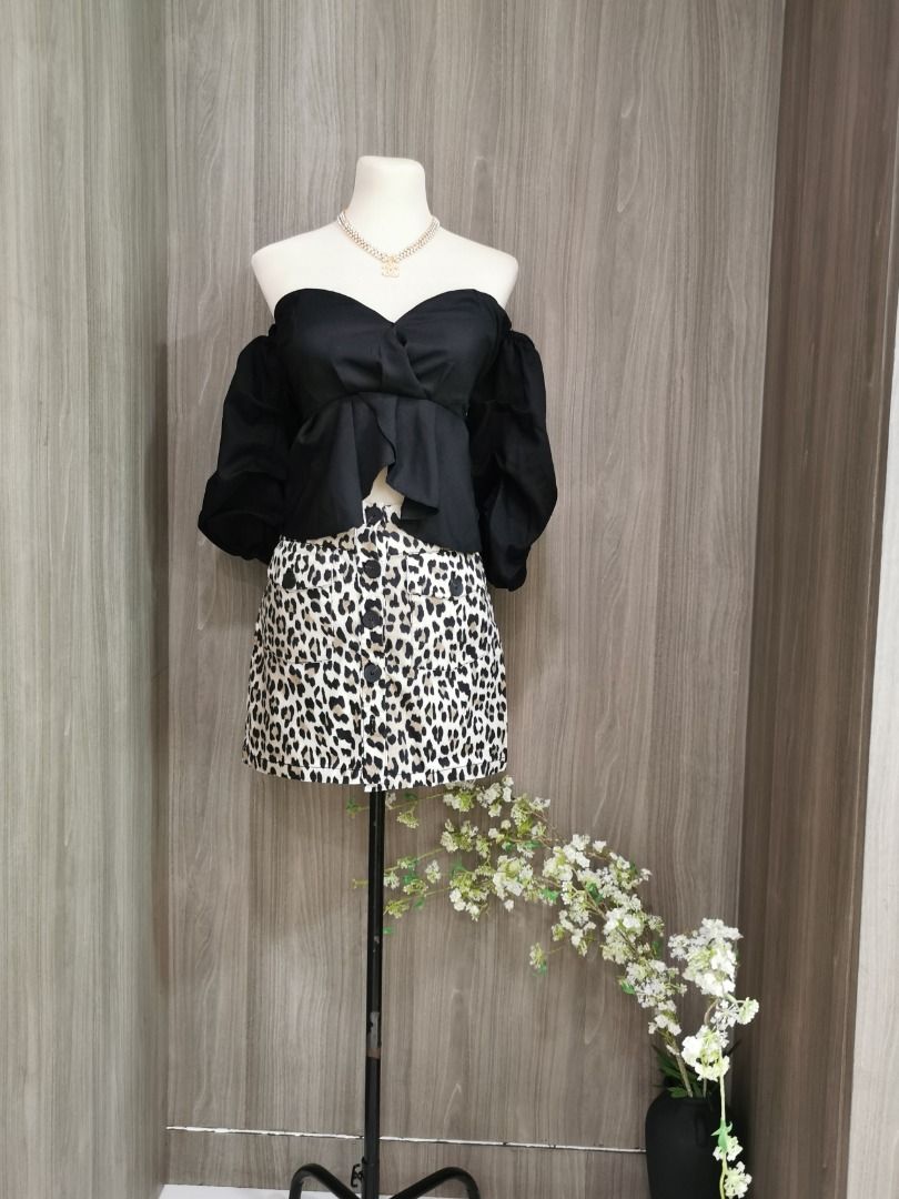Authentic Mango animal print skirt Women s Fashion Bottoms Skirts on Carousell