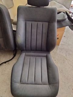 (Category: ) located in . Submitted by auto-upholsterer (Listing ID 1317981851, Image 1). Description: .