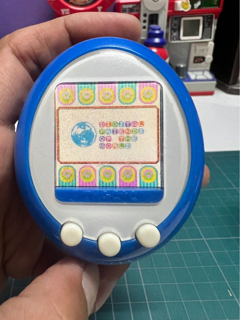 Bandai 2008 Tamagotchi Plus Color Blue, Hobbies & Toys, Toys