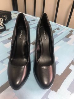 Black heels