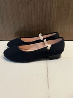 (Category: ) located in . Submitted by thingss2sell (Listing ID 1317975947, Image 1). Description: .