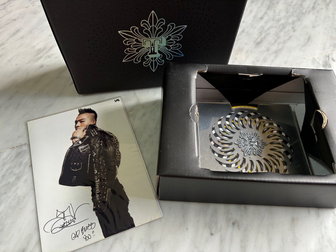 BIGBANG TAEYANG SOLAR DELUXE EDITION ヨンベ BIGBANG TAEYANG [SOLAR] 1st International Release Album CD+