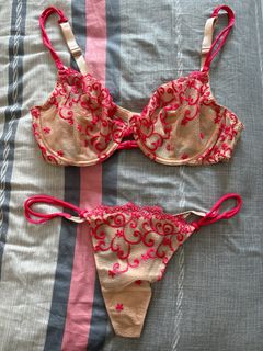 (Category: ) located in . Submitted by supermisschen (Listing ID 1317376907, Image 1). Description: .
