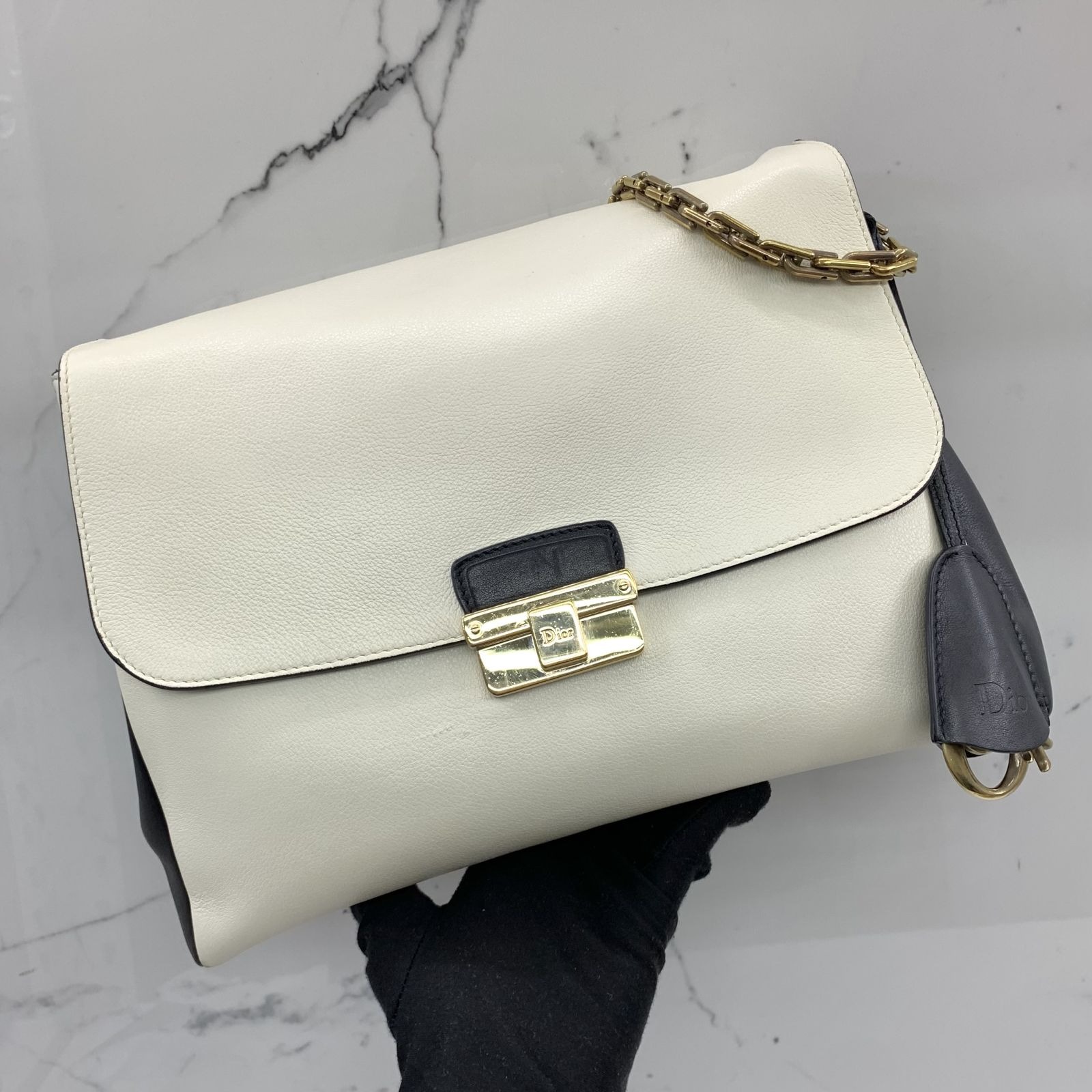 CHRISTIAN DIOR DIORLING WHITE GHW CHAIN SHOULDER BAG 247036651 WE Luxury Bags Wallets on Carousell