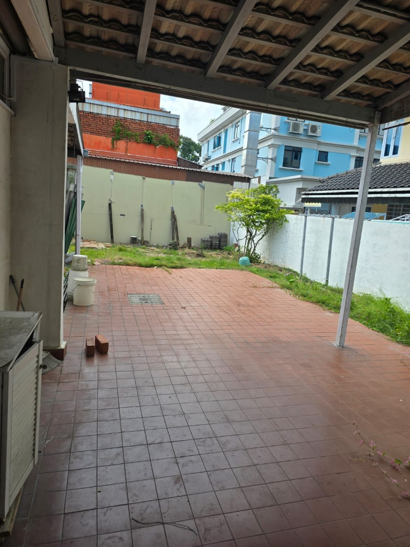 (Category: ) located in . Submitted by p014081g (Listing ID 1317974225, Image 1). Description: .