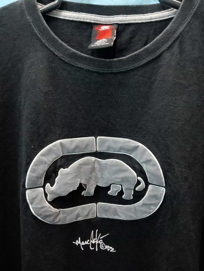 ecko t shirt (Category: Tshirts & Polo Shirts ) located in Quezon City. Submitted by y2k_hunter (Listing ID 1317966177, Image 2). Description: 32x26 xxl on tag.