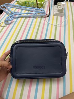 （分類：）位於 。 由 kai_wren21 提交（商品編號 1318003026，圖片 1）。簡介： 。