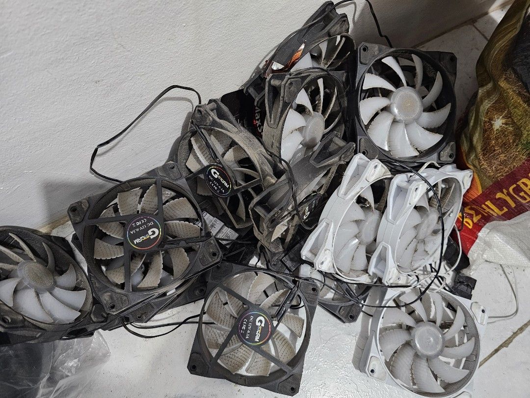 GSTORM 120MM FAN (Category: Desktops) located in Makati City. Submitted by kokokrunch21 (Listing ID 1318008327, Image 1). Description: 50ea, rfs upgrade from compshop diskless.