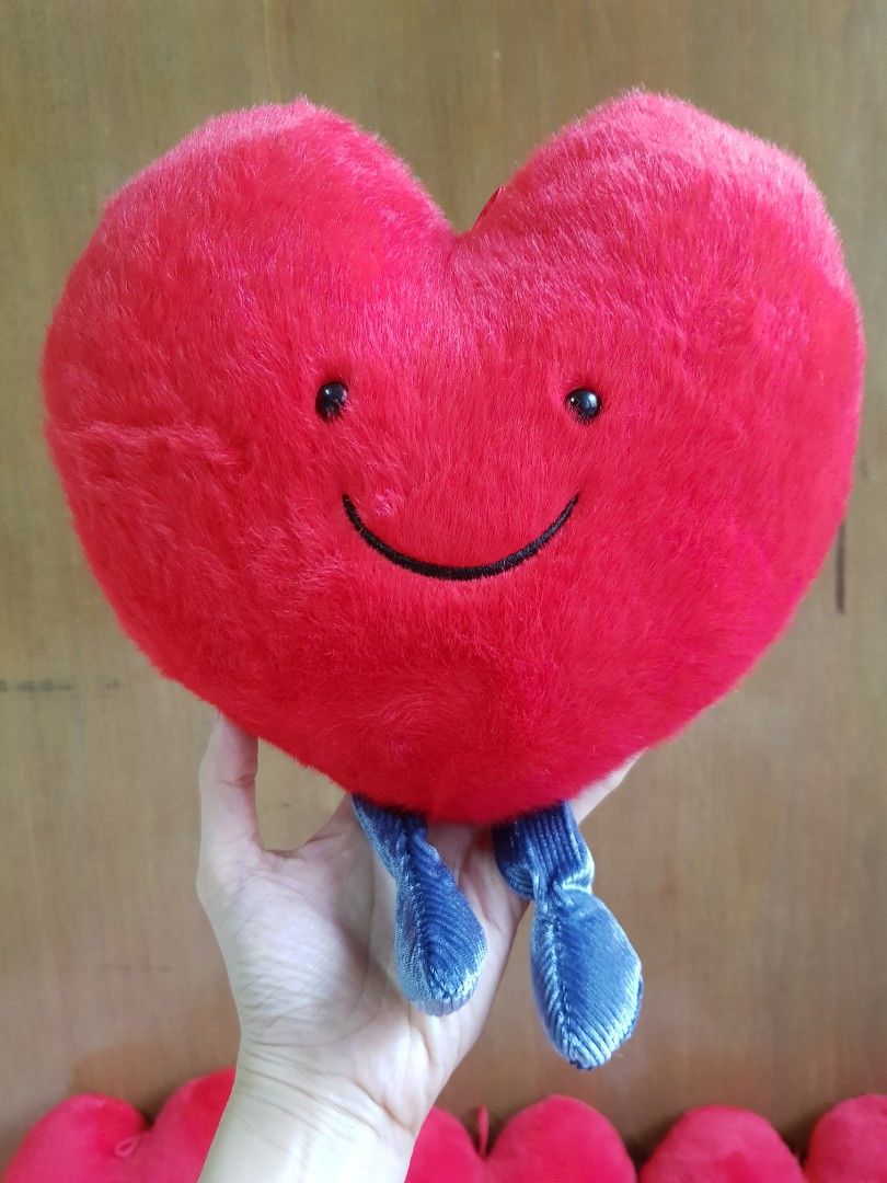 Heart stuffed toy outlet