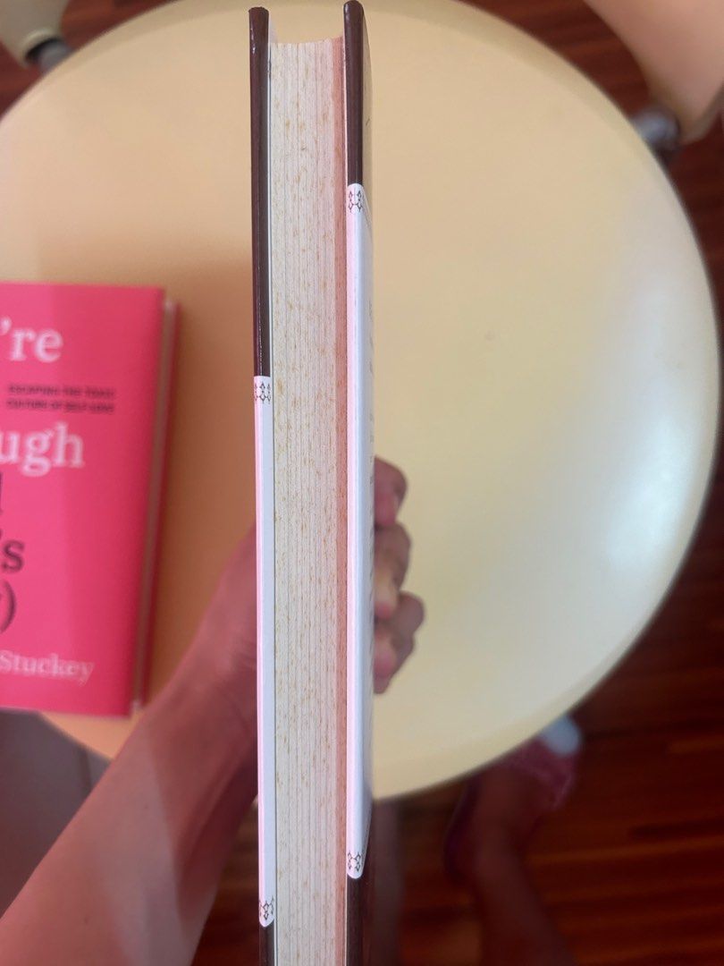 How ton influence people (Category: Storybooks) located in Cebu City. Submitted by geeia (Listing ID 1317931154, Image 2). Description: Bought in fully booked, with storage stains.Inside still good.