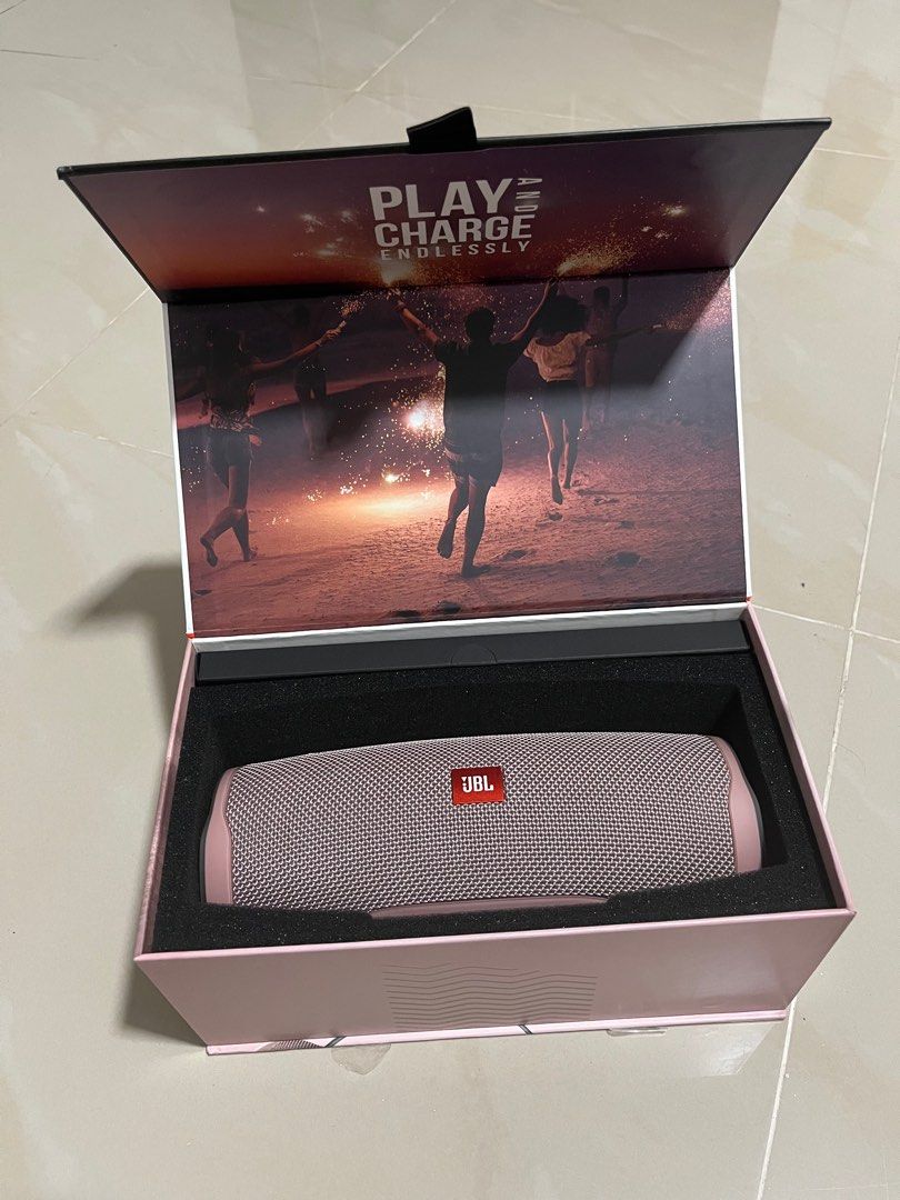 Jbl Charge 4 speaker (Category: Soundbars, Speakers & Amplifiers) located in Davao. Submitted by richie_23 (Listing ID 1317981015, Image 1). Description: ⚡️ Brand-new & Authentic with TAG ✔️JBL charge 4 speaker waterproof 🔖We ship nationwide, FREE SHIPPING ✈ 🔖MOP: Cash, Gcash, Bank Transfer(Available via BPI) 🔖First to pay gets the item 🔖All item are authentic and brand new💯 🔖 We send courier receipts first before any payments for buyers as