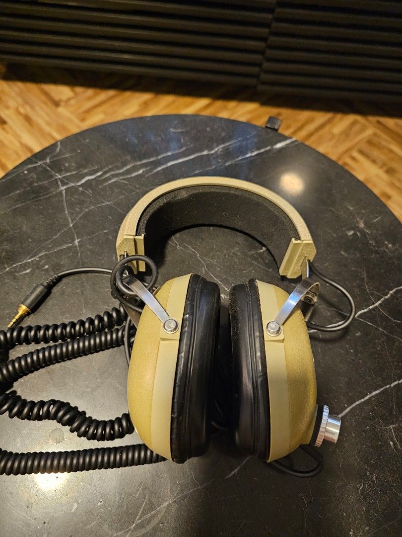 Casque Studio Koss PRO4AA - Over-Ear Avec Jack 6,3 Mm - Couleur Tan - Neuf Avec Adaptateur