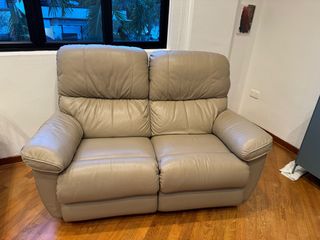 (Category: ) located in . Submitted by L18T19 (Listing ID 1317994461, Image 1). Description: .