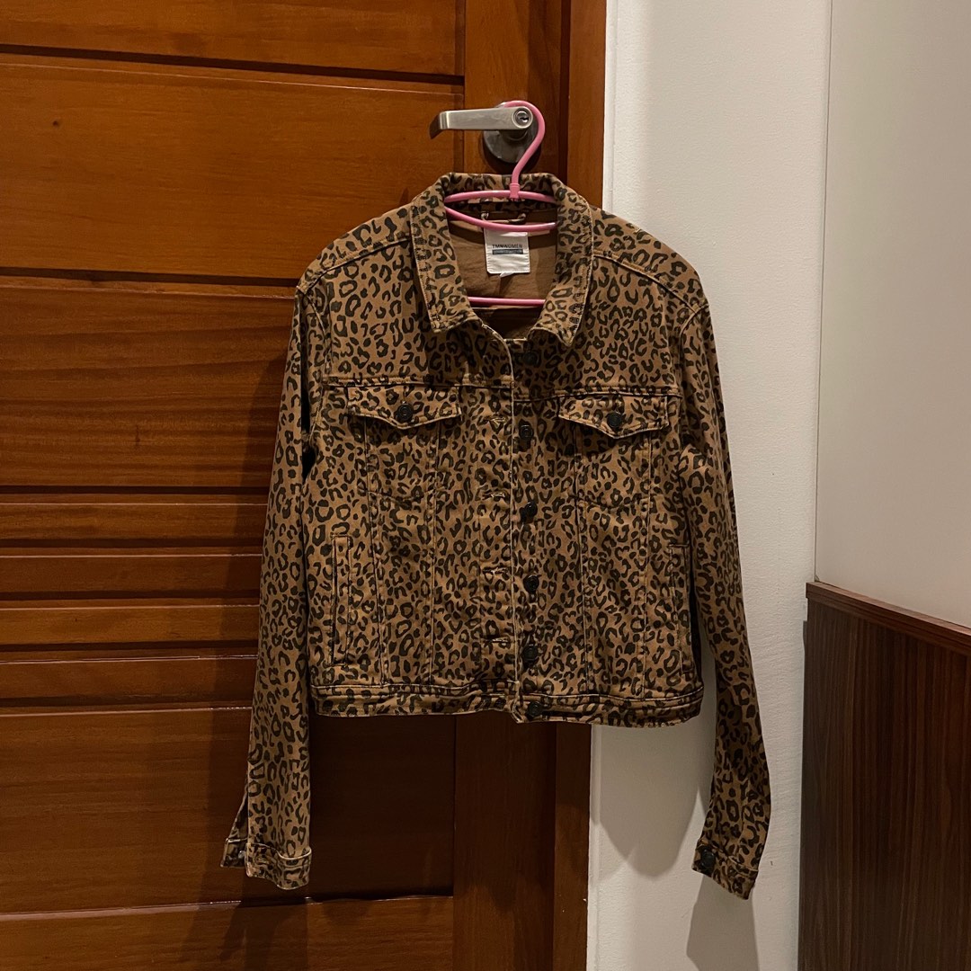 Fashionable Leopard Print Patchwork Denim Jacket