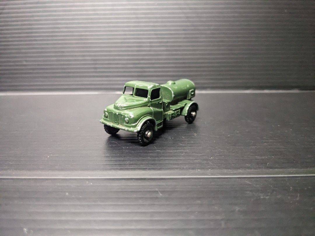 MATCHBOX No.71 Army Water Truck LESNEY MATCHBOX NO. 71 ARMY AUSTIN