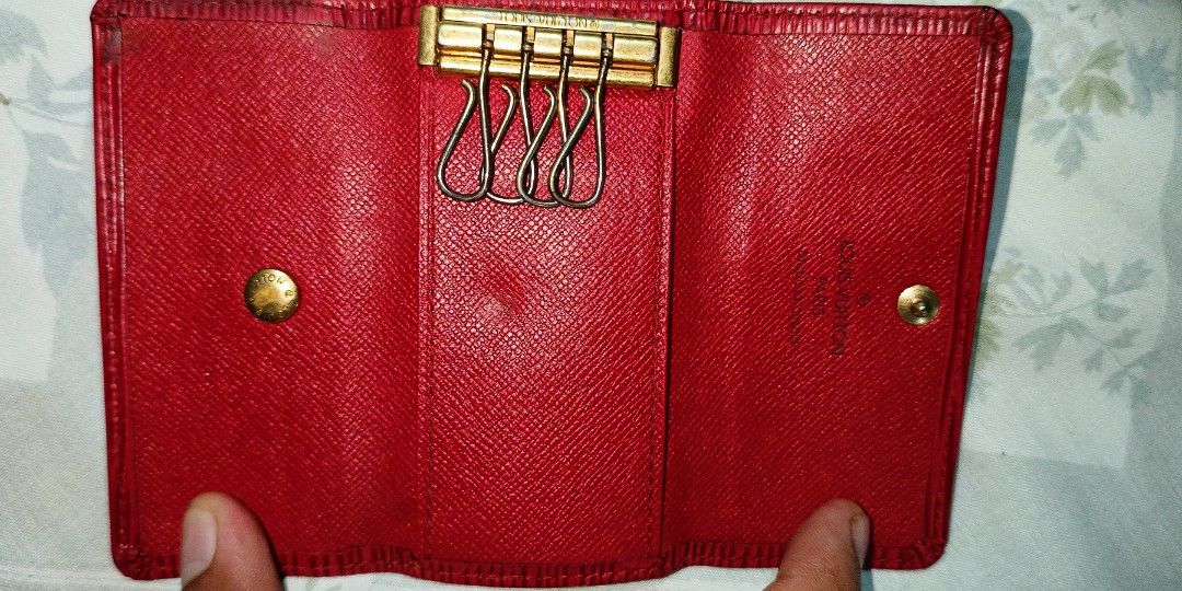 Louis Vuitton Epi 4 Key Case (Category: Luxury Bags & Wallets) located in Romblon. Submitted by migustyles (Listing ID 1317981995, Image 3). Description: Louis Vuitton Epi 4 Key Case vintage coded in good condition.