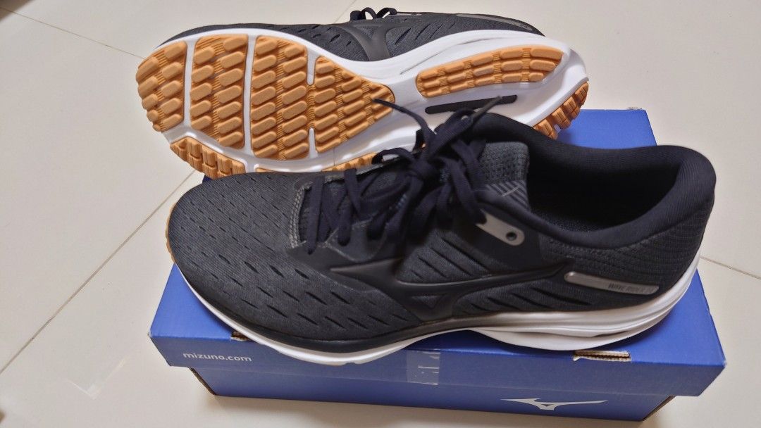 Mizuno Wave Rider 24 2E Carousell