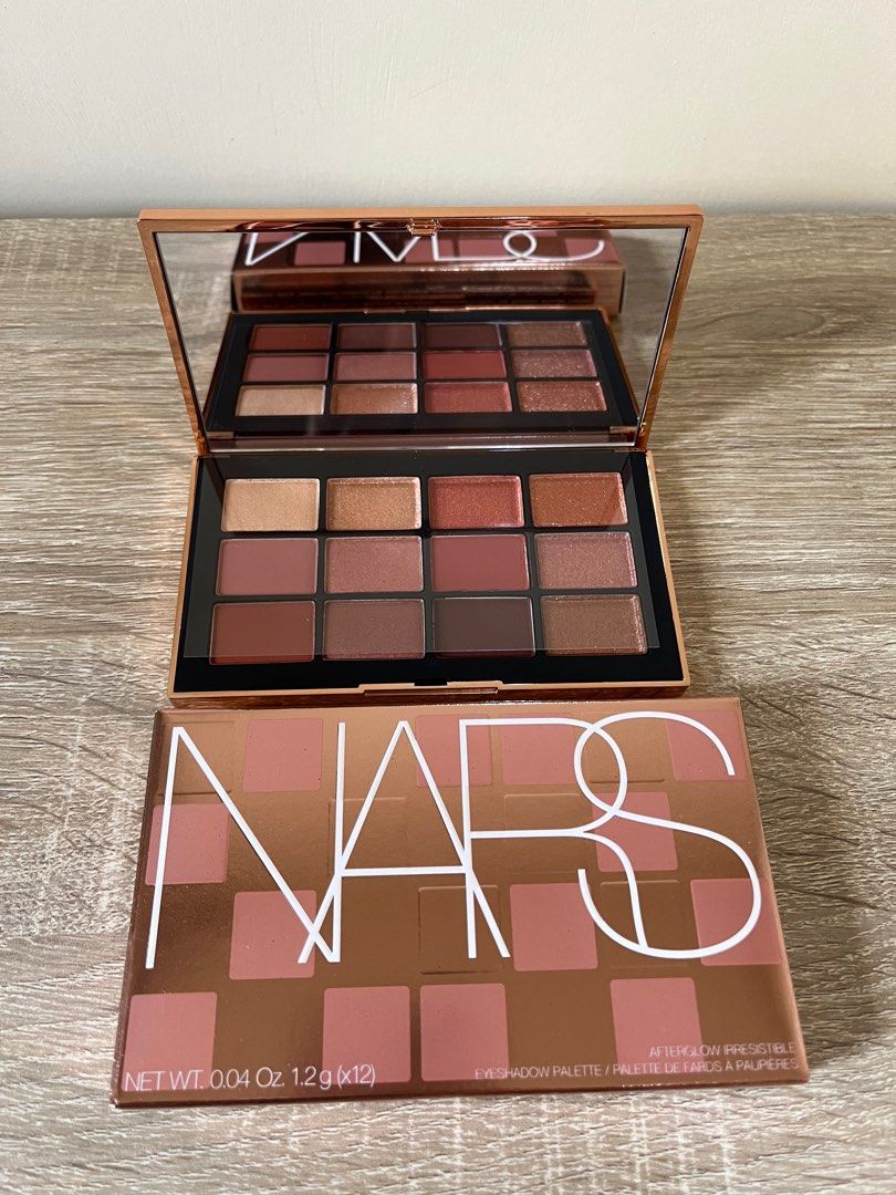 NARS Eyeshadow Bundle + Make Up Bag (Category: Makeup) located in Magalang. Submitted by lalalavieenrose (Listing ID 1317883377, Image 3). Description: .