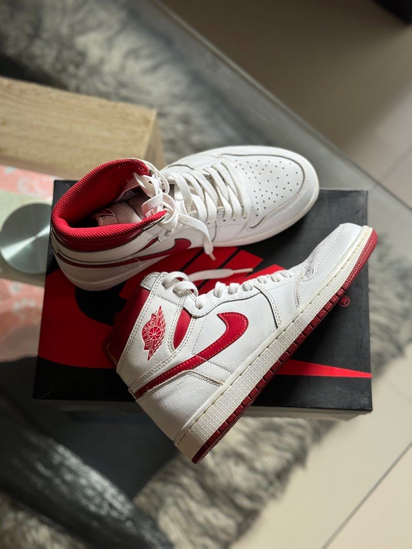 Aj1 hi deals