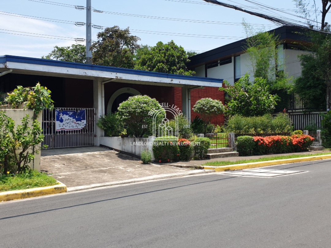 (Category: ) located in . Submitted by landlord.realty (Listing ID 1317982210, Image 1). Description: .