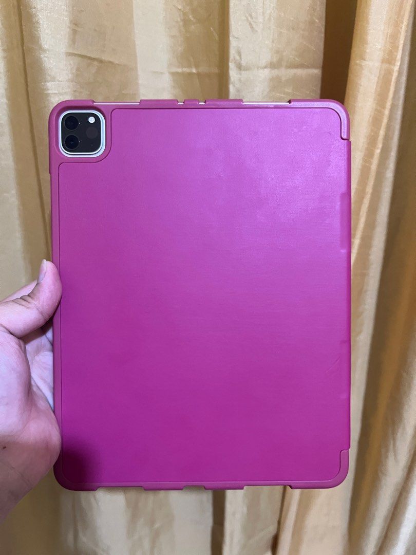 Pink Trifold case for iPad Pro (2018-2020) (Category: Cases & Sleeves) located in Quezon City. Submitted by aimahoe (Listing ID 1317989597, Image 1). Description: Can fit M1-M2 but speaker grilles aren’t aligned.
