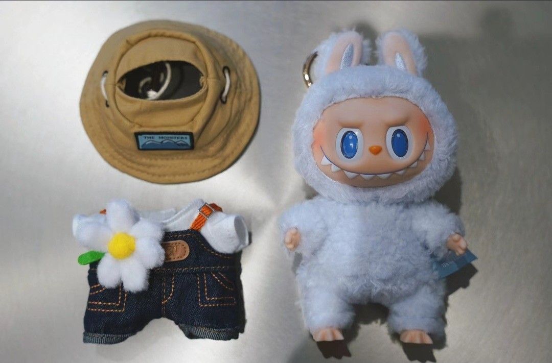 キーホルダー・キーリング [Pop Mart] Fall In Wild Labubu Series Toy Keyring LIMITED EDITION] Authentic Popmart Fall In Wild LABUBU