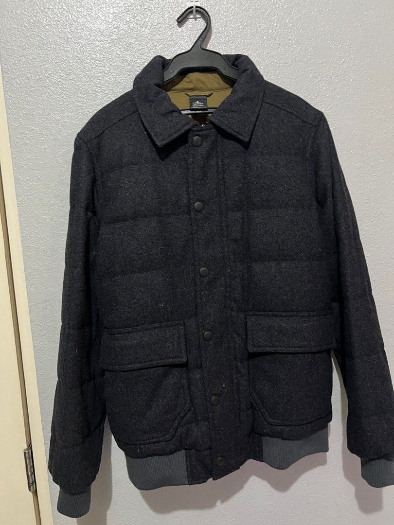 PRANA size small reversible jacket. (Category: Coats, Jackets and Outerwear) located in Santa Maria. Submitted by jeshtine (Listing ID 1317958083, Image 1). Description: .