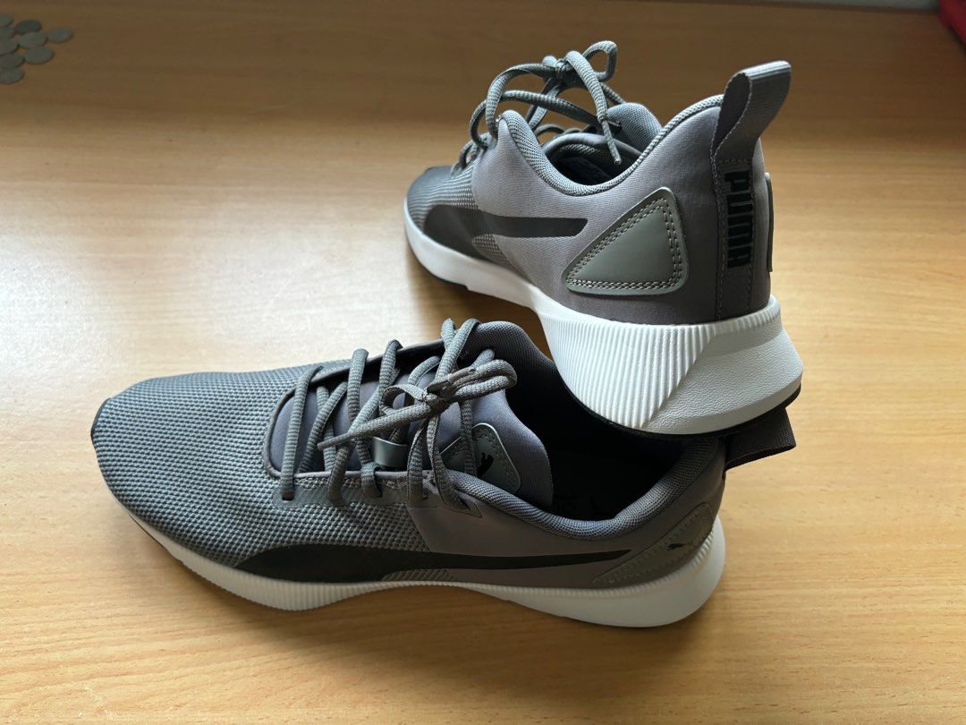 PUMA running sports shoe size 42