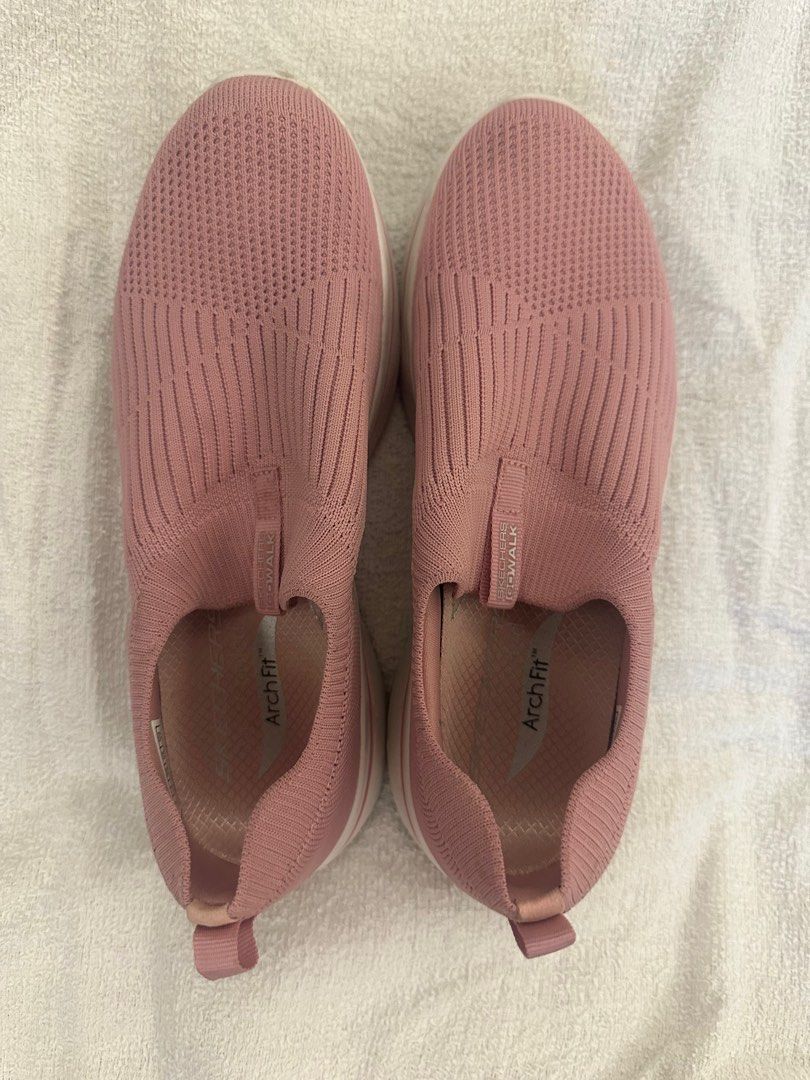 skechers air cooled pink