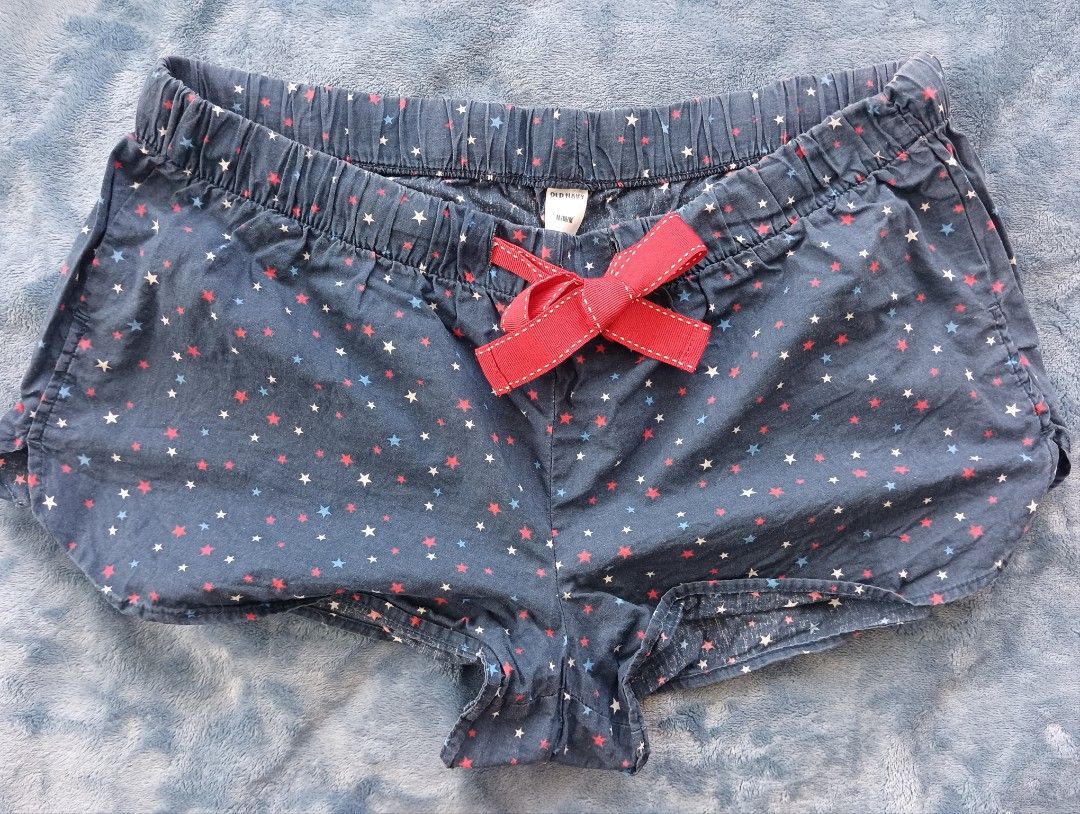 Sleepwear shorts (Category: Shorts) located in Manila. Submitted by house_of_jd (Listing ID 1317996991, Image 1). Description: ❣️ sleepwear shorts ❣️ all branded ❣️ preloved (very well loved, need funds lang) ☑️ ask me for individual sizes ☑️ discount could be goven 😁 ♥️ brands: - old navy - cathy - a&fitch (s-m) - juicy couture (s-m can fit up to xl pero fitted na talaga).