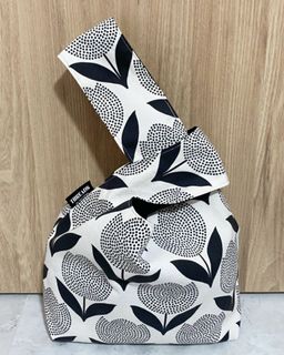 (Category: ) located in . Submitted by threadsbythecoral (Listing ID 1317889282, Image 1). Description: .