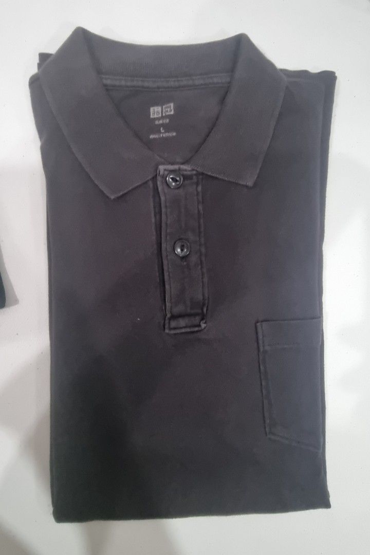 Uniqlo Polo Shirt - Large (Category: Tshirts & Polo Shirts ) located in Las Pinas. Submitted by randytayzon (Listing ID 1318031666, Image 3). Description: Uniqlo Polo Shirt, Large 21×26.5 1. Black (drifit) - Sold 2. Black Stripe( drifit) 3. Black Pocket 4. White 250 each.