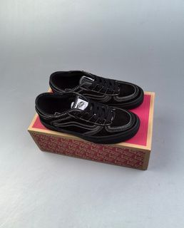(Category: ) located in . Submitted by khai.uasneakers (Listing ID 1318052332, Image 1). Description: .