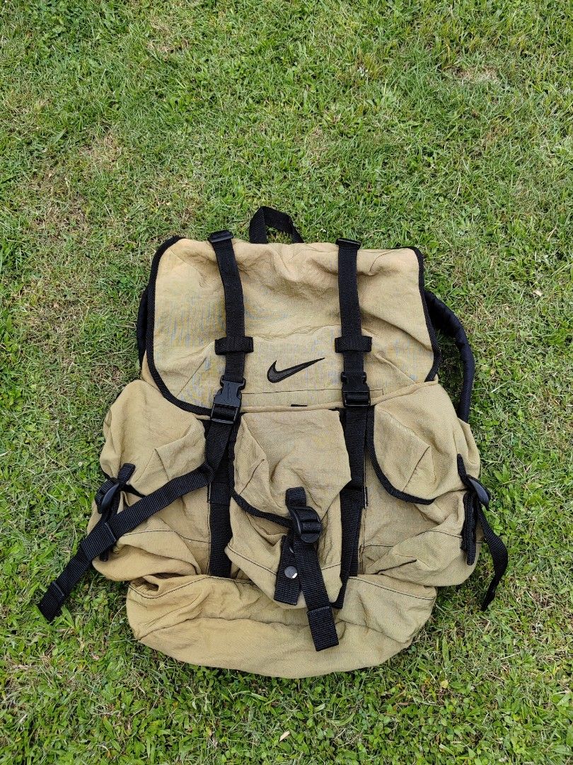 90s vintage Nike parachute backpack gorpcore tnf the north face Oakley airwalk kavu keen karrimor columbia