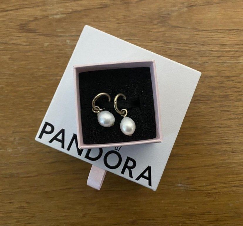 Pandora pearl hoop earrings shop