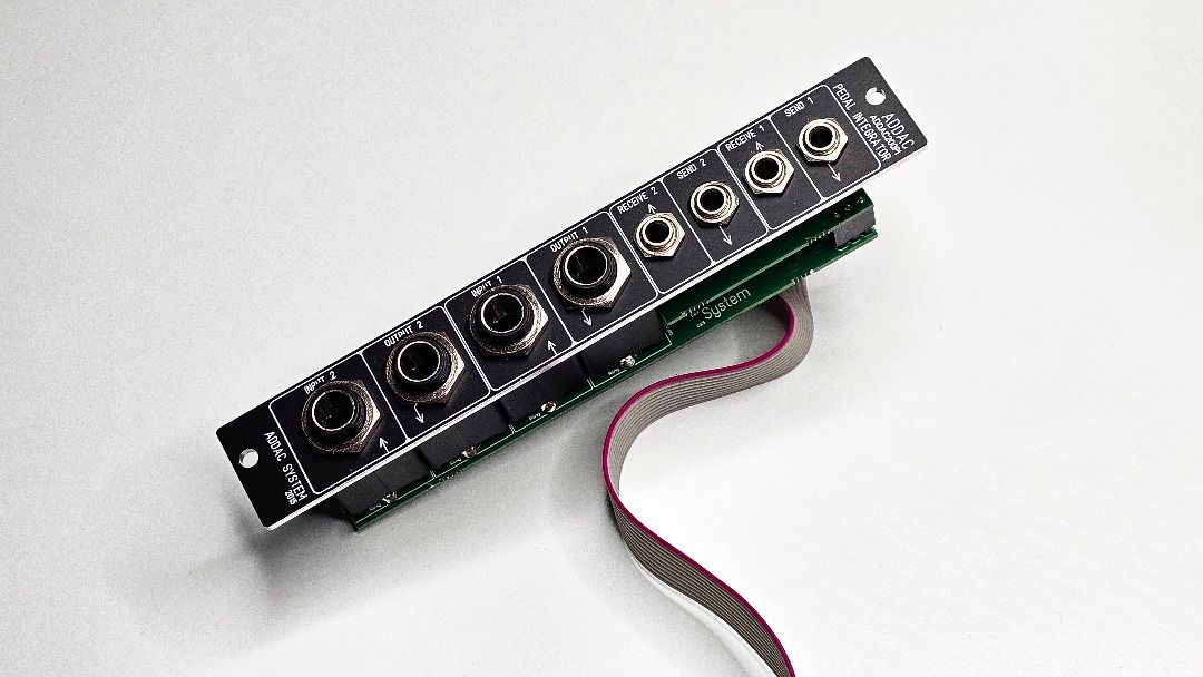 鍵盤楽器 Addac 200Pi Pedal Integrator ADDAC200PI_front2.jpg