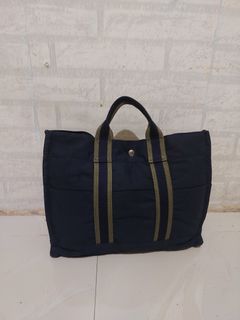 (Kategori: ) berada di . Dikirim oleh 2nd_good.quality (ID iklan 1322860782, Gambar 1). Deskripsi: .