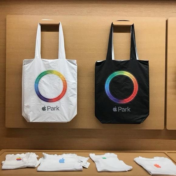 Apple park tote bag outlet