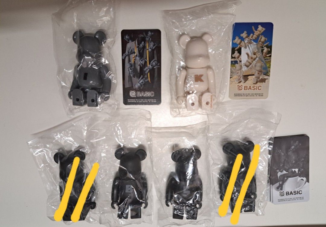 Bearbrick 100% BASIC （分類：設計師玩具及盲盒）位於 Hong Kong。 由 nayoelw 提交（商品編號 1321861064，圖片 1）。簡介： Series 48 B E Series 47 K Series 46 I 可帶圖議換。