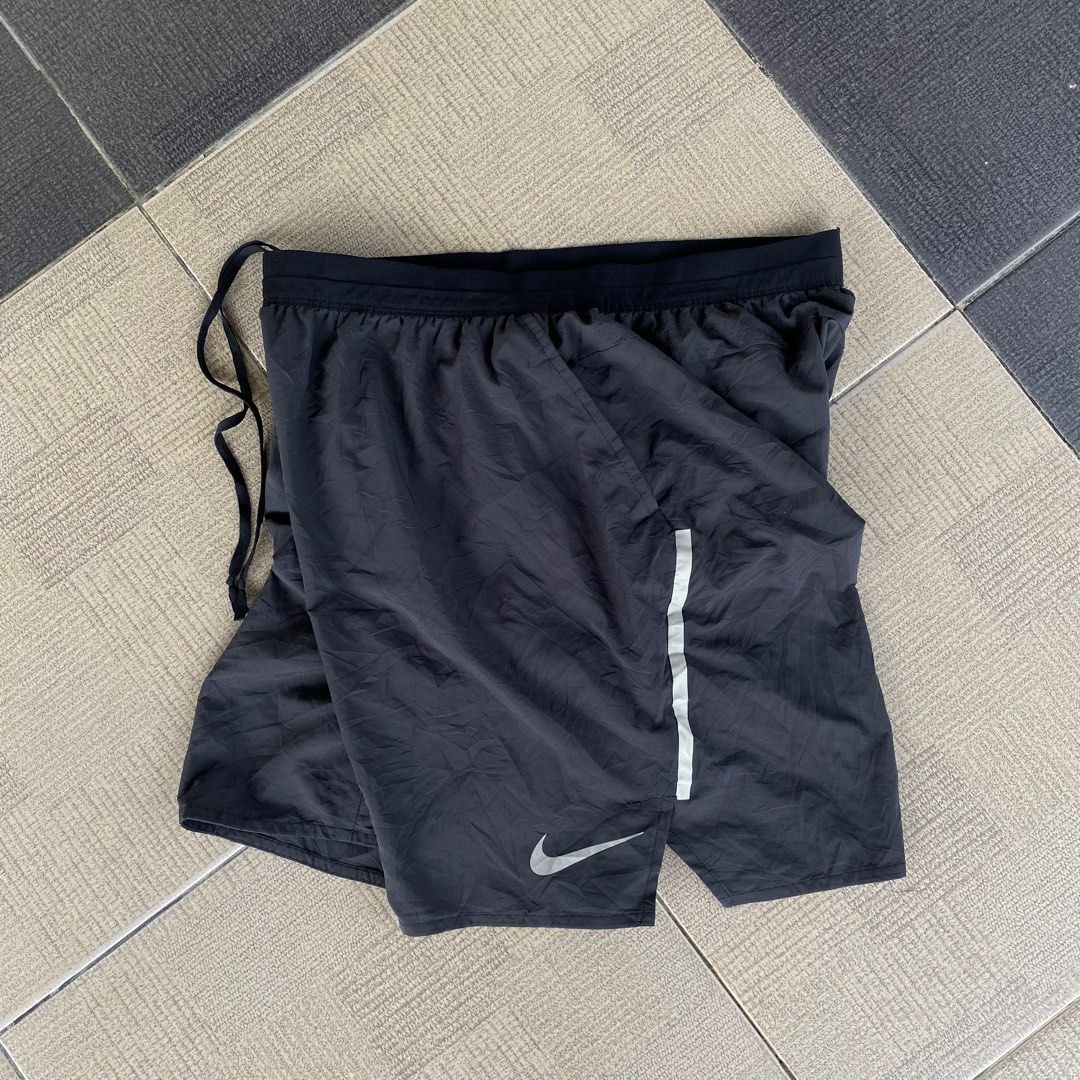 Celana pendek nike running small swoosh dri fit original, Fesyen