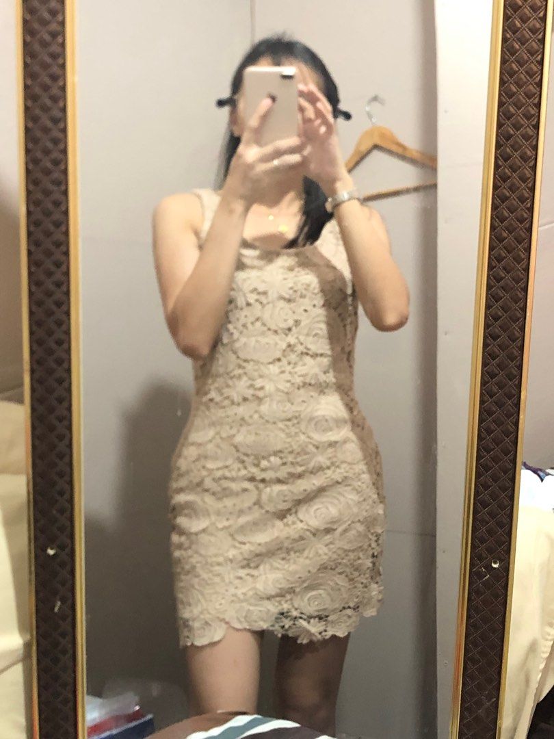 Sleeveless lace sheath dress on sale