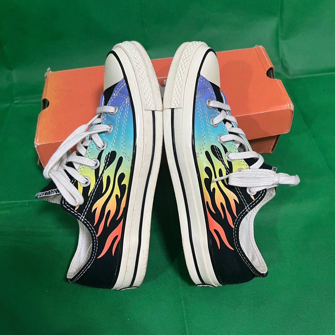 Converse rainbow flame online