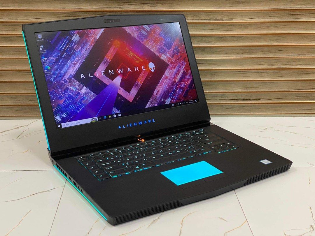 DELL ALIENWARE 15 R3 i7-7th Gen (Category: Laptops & Notebooks) located in Valenzuela. Submitted by dropcee (Listing ID 1322847595, Image 2). Description: DELL ALIENWARE 15 R3 i7-7th Gen 16GB RAM 512GB NvMe SSD 1TB HDD GTX 1060 6GB GDDR5 VRam✨ Quick specs: ▫️Windows 10 Pro 64bit ▫️Intel Core (TM) i7-7700HQ 8 CPUs 2.8GHz ▫️16GB RAM DDR4 3200Mhz ▫️512GB PCle NvMe SSD ▫️1TB HDD Flash storage ▫️Intel (R) UHD Graphics ▫️Nvidia GeForce GTX 1060 ▫️6GB G