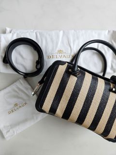 （分類：）位於 。 由 luxury_lover_hk 提交（商品編號 1322883841，圖片 1）。簡介： 。